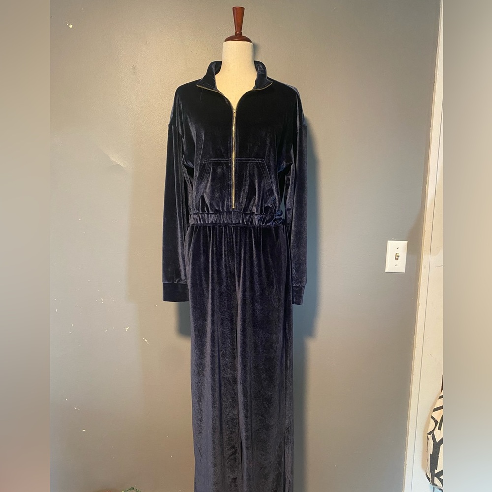 Cute and Comfy Navy Velvet Jumpsuit